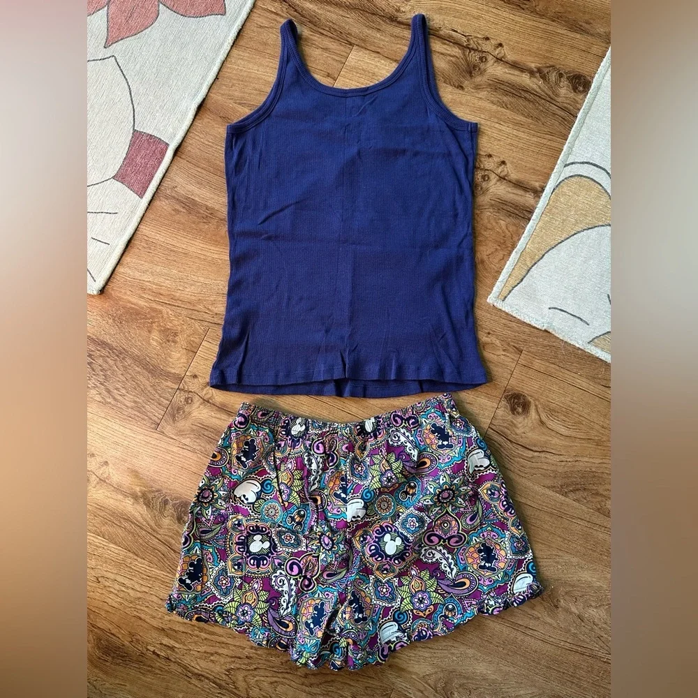 Disney Parks Women’s Mickey Paisley Sleepwear Set. Size medium - Picture 7 of 8